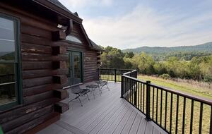 Retraite dans une maison en rondins de la vallée de Shenandoah avec vue sur les montagnes - Bentonville, Virginie