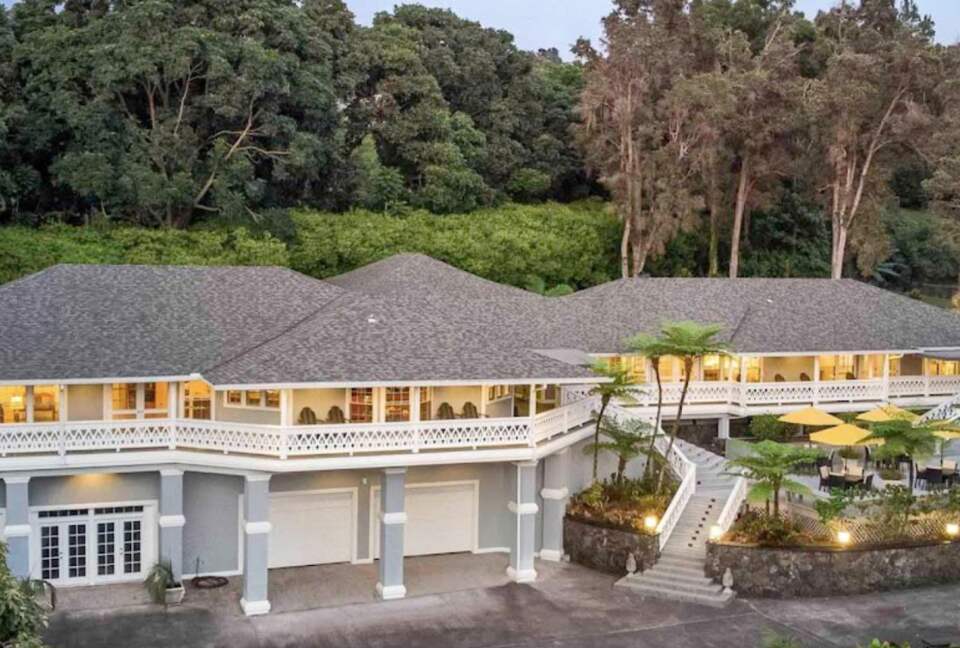 Elevated Kona Estate with Resort-Style Amenities - Kailua Kona, Hawaii