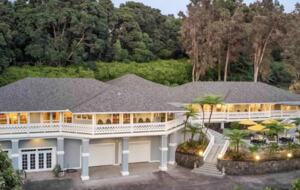 Elevated Kona Estate with Resort-Style Amenities - Kailua Kona, Hawaii
