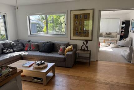 Contemporary Retreat Near Onetangi Beach - Waiheke Island, New Zealand