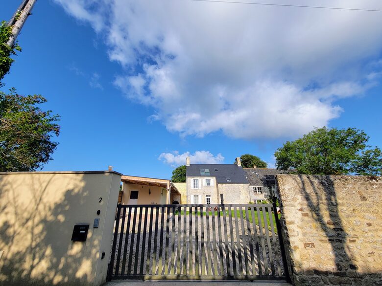 Exclusive Colleville-sur-Mer Haven - Colleville-sur-Mer, France