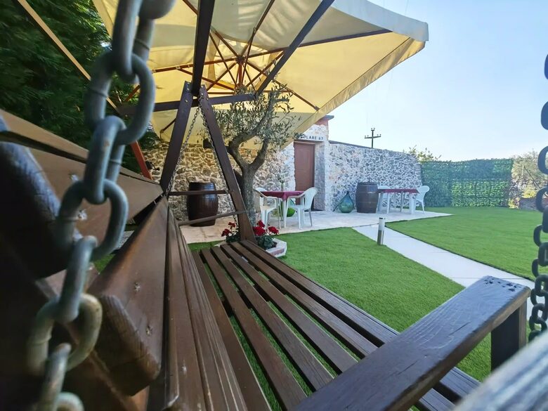 Queen Suite in a Boutique Masseria - Noci, Italy