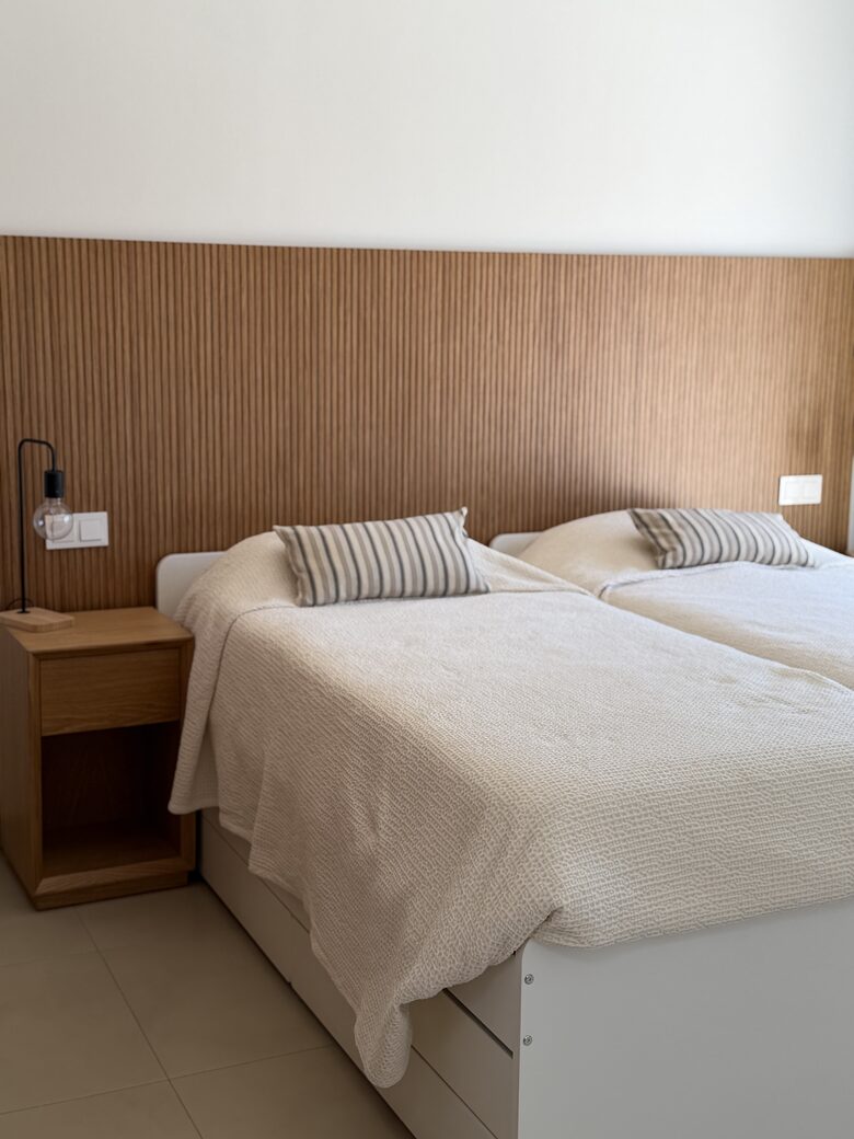 First Floor Bedroom 2: 2 Single Beds
