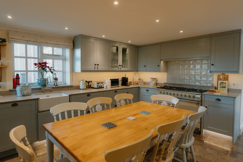 Well Furlong Cottage with Pool and Pastoral Views - Pershore, United Kingdom