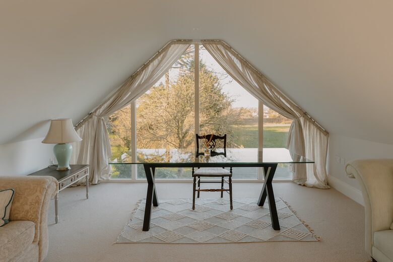 Well Furlong Cottage with Pool and Pastoral Views - Pershore, United Kingdom