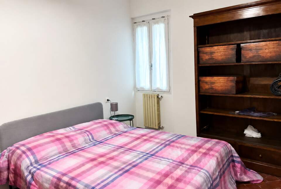 Bright Three Bedroom Apartment in Central Florence - Florence, Italy