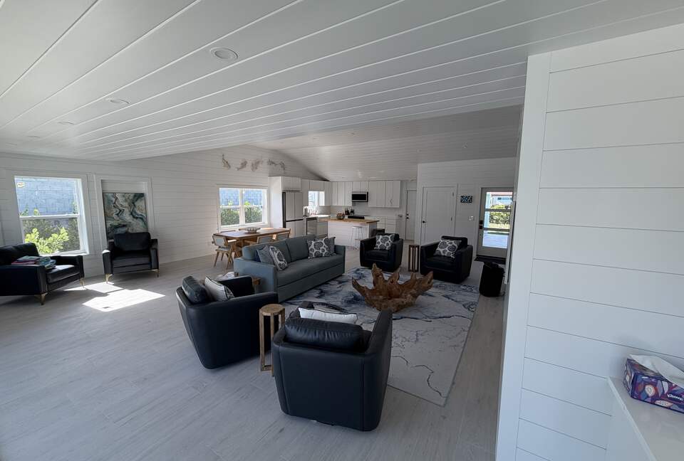 South Florida Retreat with Tiki Hut & Water Views - Palm Beach Gardens, Florida