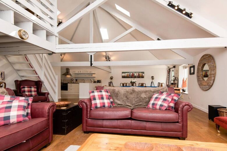 The Pilchard Palace | A Historic Harbour Masterpiece - East Looe, United Kingdom
