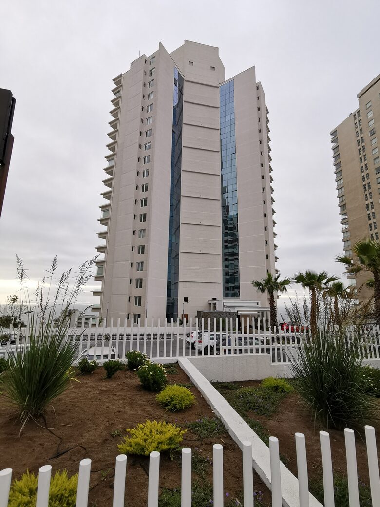 Uninterrupted sea views beachfront apartment - Viña del Mar, Chile