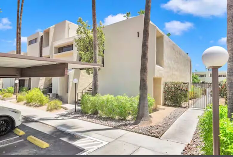 Stylish South Palm Springs Escape - Palm Springs, California