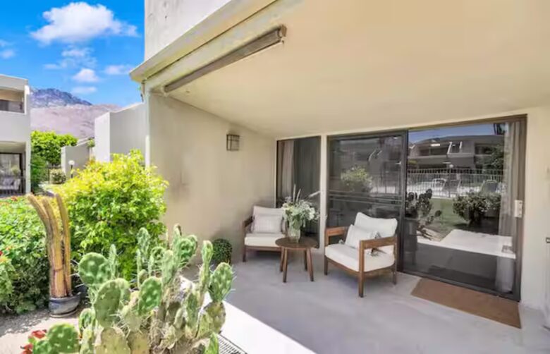 Stylish South Palm Springs Escape - Palm Springs, California
