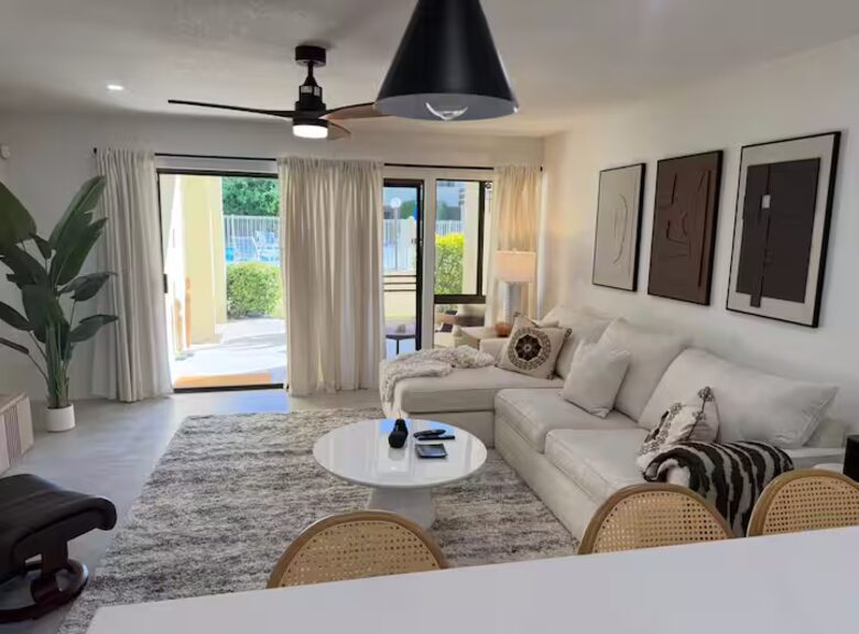 Stylish South Palm Springs Escape - Palm Springs, California