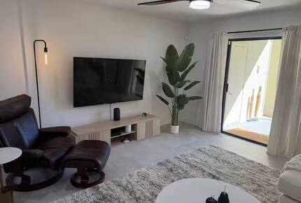 Stylish South Palm Springs Escape - Palm Springs, California