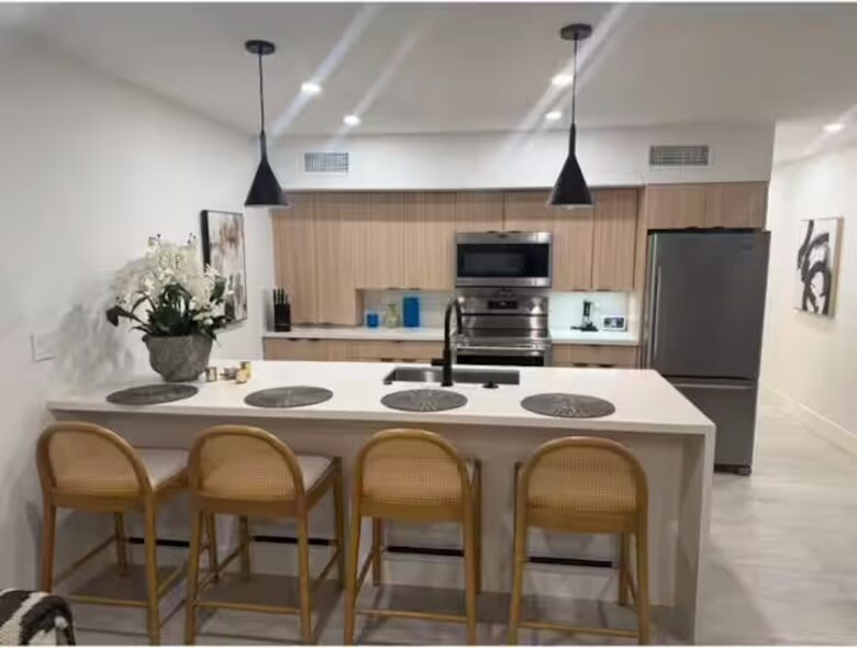 Stylish South Palm Springs Escape - Palm Springs, California