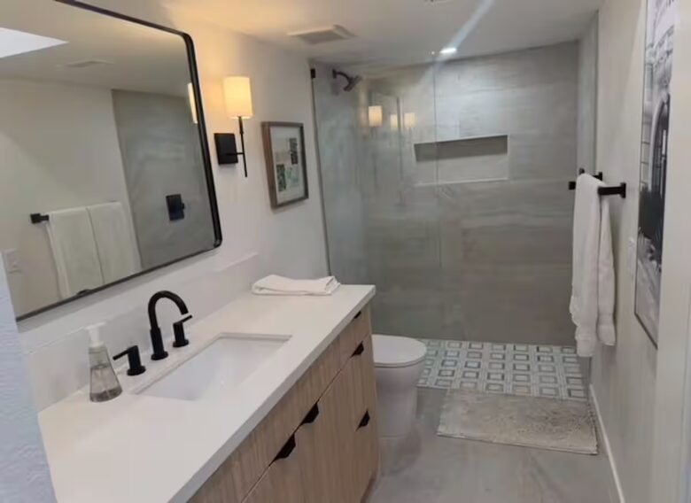 Stylish South Palm Springs Escape - Palm Springs, California