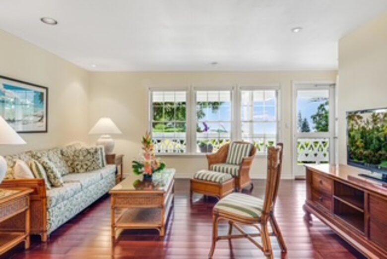 Elevated Kona Estate with Resort-Style Amenities - Kailua Kona, Hawaii