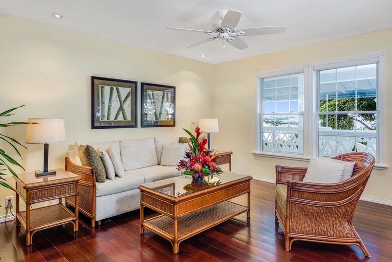 Elevated Kona Estate with Resort-Style Amenities - Kailua Kona, Hawaii