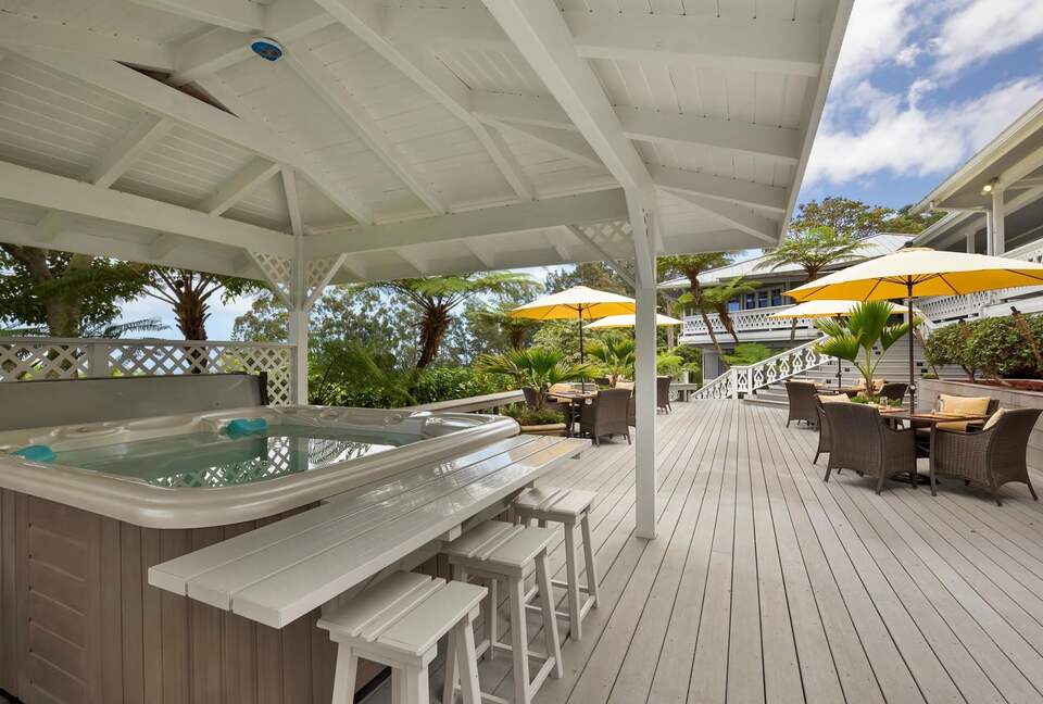 Elevated Kona Estate with Resort-Style Amenities - Kailua Kona, Hawaii
