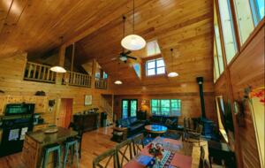 Rustic West Virginia Gathering Retreat - Moorefield, West Virginia