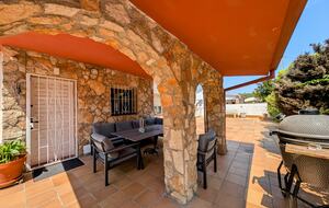 Mediterranean Villa Between Beaches & Catalan Countryside - Vidreres, Spain