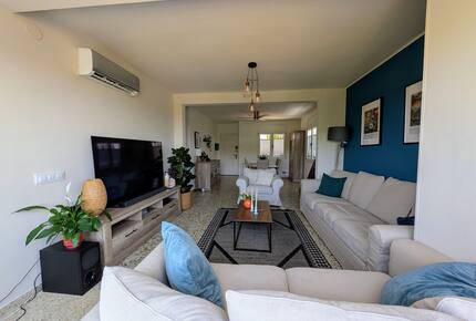 Mediterranean Villa Between Beaches & Catalan Countryside - Vidreres, Spain