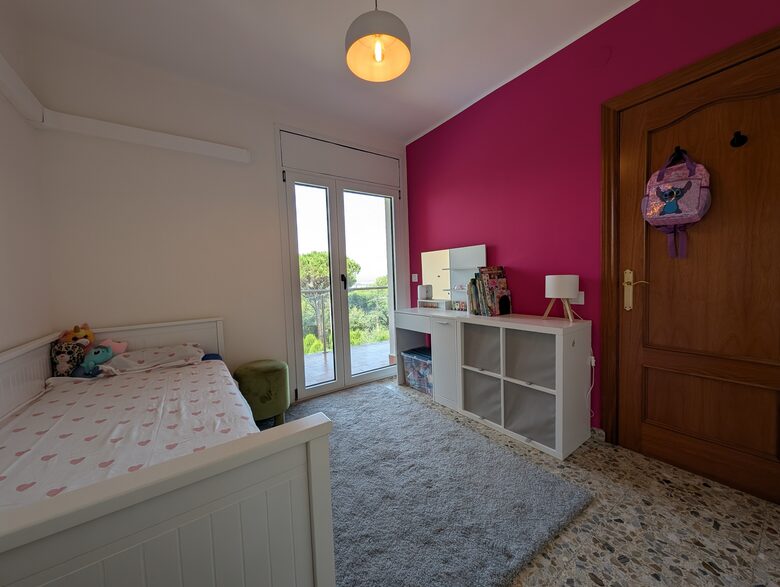 Villa mediterránea entre playas y la campiña catalana - Vidreres, España