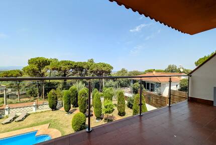 Mediterranean Villa Between Beaches & Catalan Countryside - Vidreres, Spain