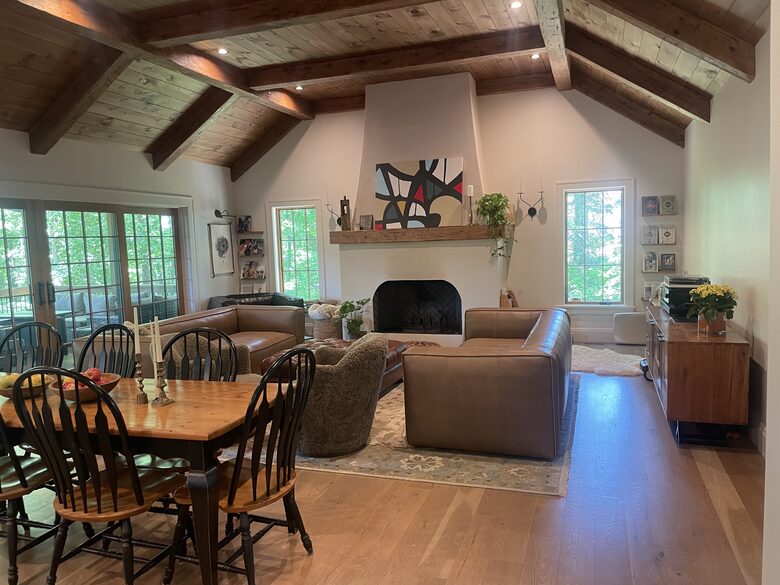 Contemporary Mountain Home Near Downtown Black Mountain - Black Mountain, North Carolina