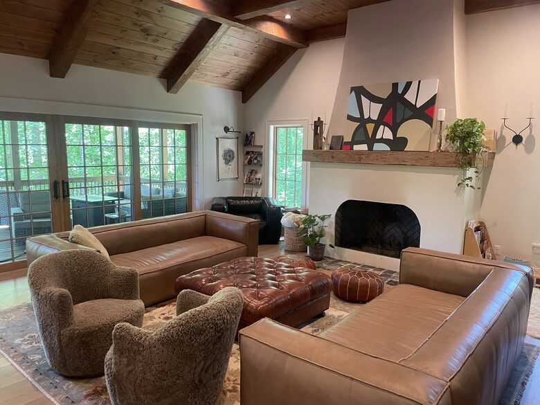 Contemporary Mountain Home Near Downtown Black Mountain - Black Mountain, North Carolina