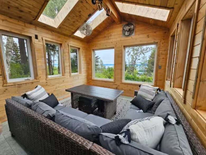 Spacious Alaska View Retreat with Private Studio - Homer, Alaska