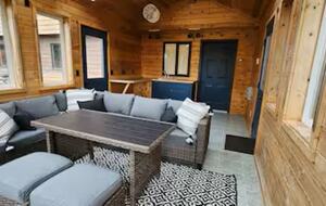 Spacious Alaska View Retreat with Private Studio - Homer, Alaska