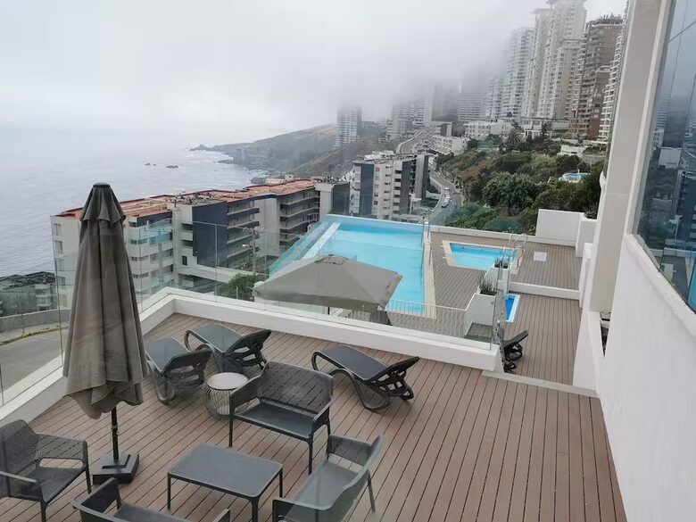 Uninterrupted sea views beachfront apartment - Viña del Mar, Chile