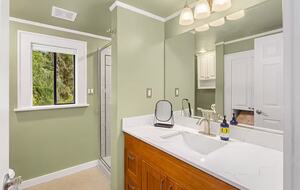 Cascade Mountain Wellness Retreat - Gold Bar, Washington