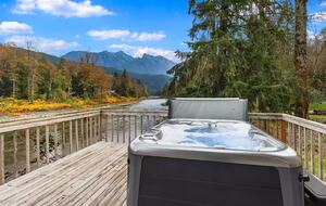 Cascade Mountain Wellness Retreat - Gold Bar, Washington
