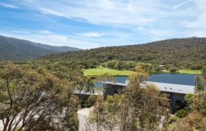 Upscale Alpine Escape at Crackenback Resort - Crackenback, Australia