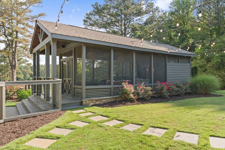 Ark on Lake Lanier - Gainesville, Georgia