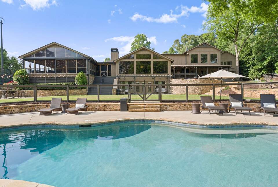 Ark on Lake Lanier - Gainesville, Georgia