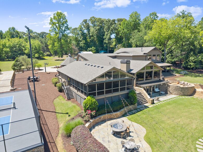 Ark on Lake Lanier - Gainesville, Georgia