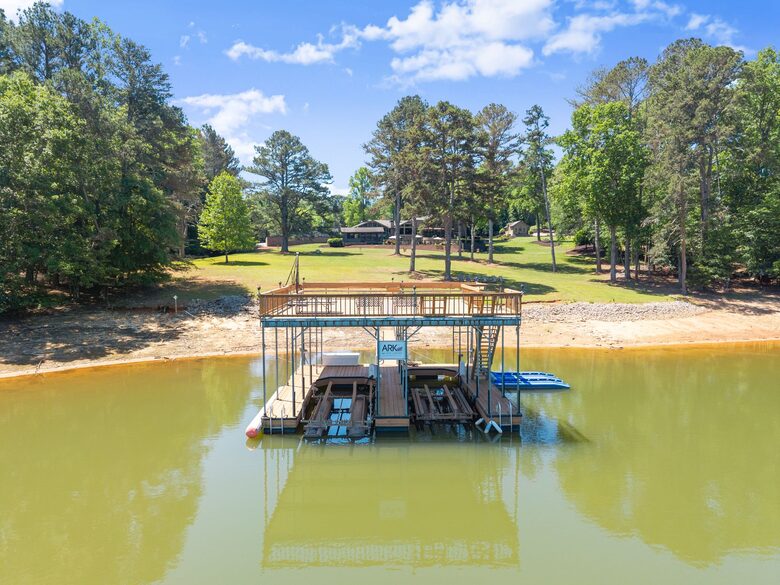 Ark on Lake Lanier - Gainesville, Georgia