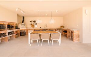 Alenquer Wine Country Estate | Sophisticated Scale & Panoramic Views - Alenquer, Portugal