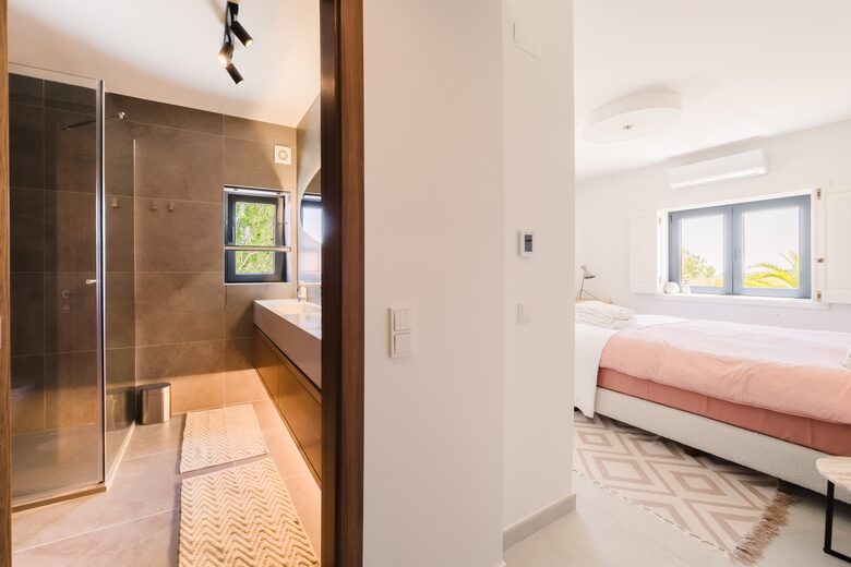 Alenquer Wine Country Estate | Sophisticated Scale & Panoramic Views - Alenquer, Portugal