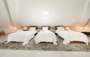 Alenquer Wine Country Estate | Sophisticated Scale & Panoramic Views - Alenquer, Portugal