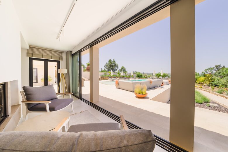 Alenquer Wine Country Estate | Sophisticated Scale & Panoramic Views - Alenquer, Portugal
