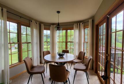 Rolling Pasture & Forest Escape in Franklin - Franklin, North Carolina