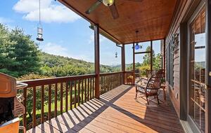 Rolling Pasture & Forest Escape in Franklin - Franklin, North Carolina