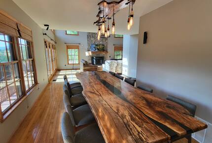 Rolling Pasture & Forest Escape in Franklin - Franklin, North Carolina