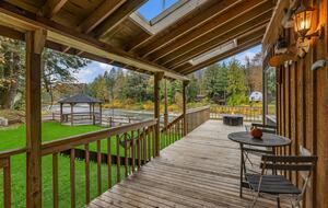 Cascade Mountain Wellness Retreat - Gold Bar, Washington