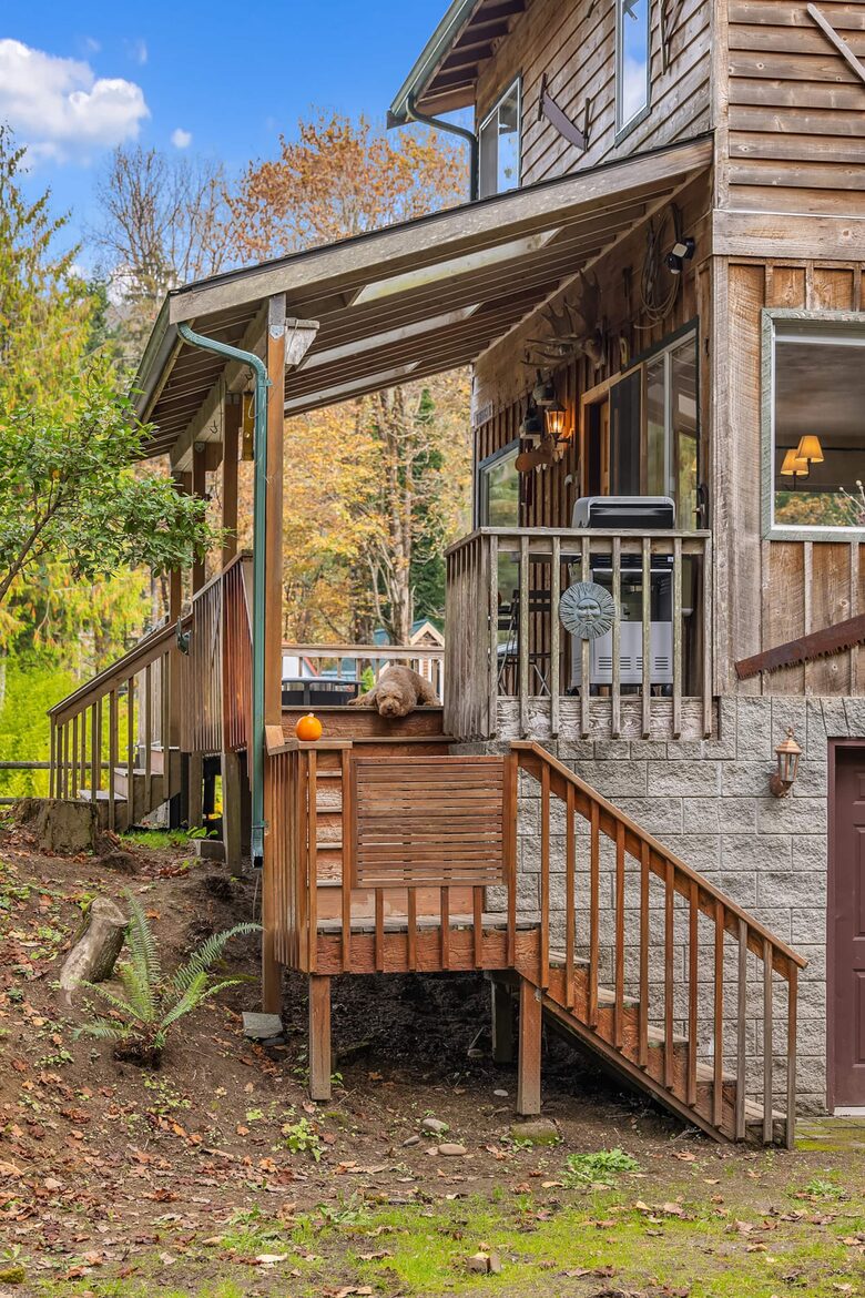 Cascade Mountain Wellness Retreat - Gold Bar, Washington