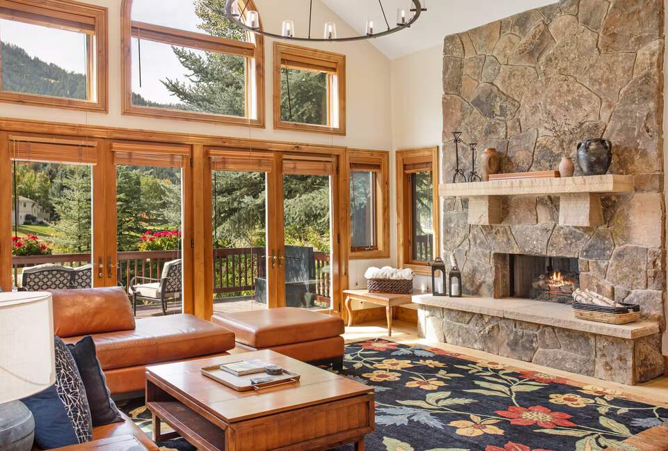 Luxury Golf Course Residence in EagleVail - Avon, Colorado