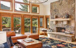 Luxury Golf Course Residence in EagleVail - Avon, Colorado